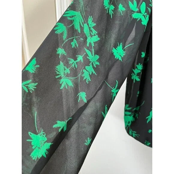 Torrid Top Women 12 Black Pullover Floral Boho Western Mature Whimsical Preppy - Picture 4 of 12